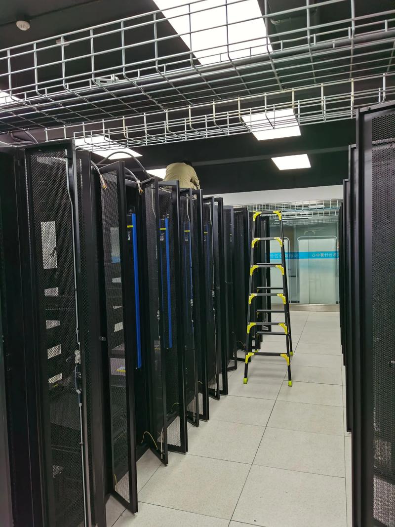 智能化弱電工程助力機(jī)房改造，一周攻堅(jiān)成效顯著