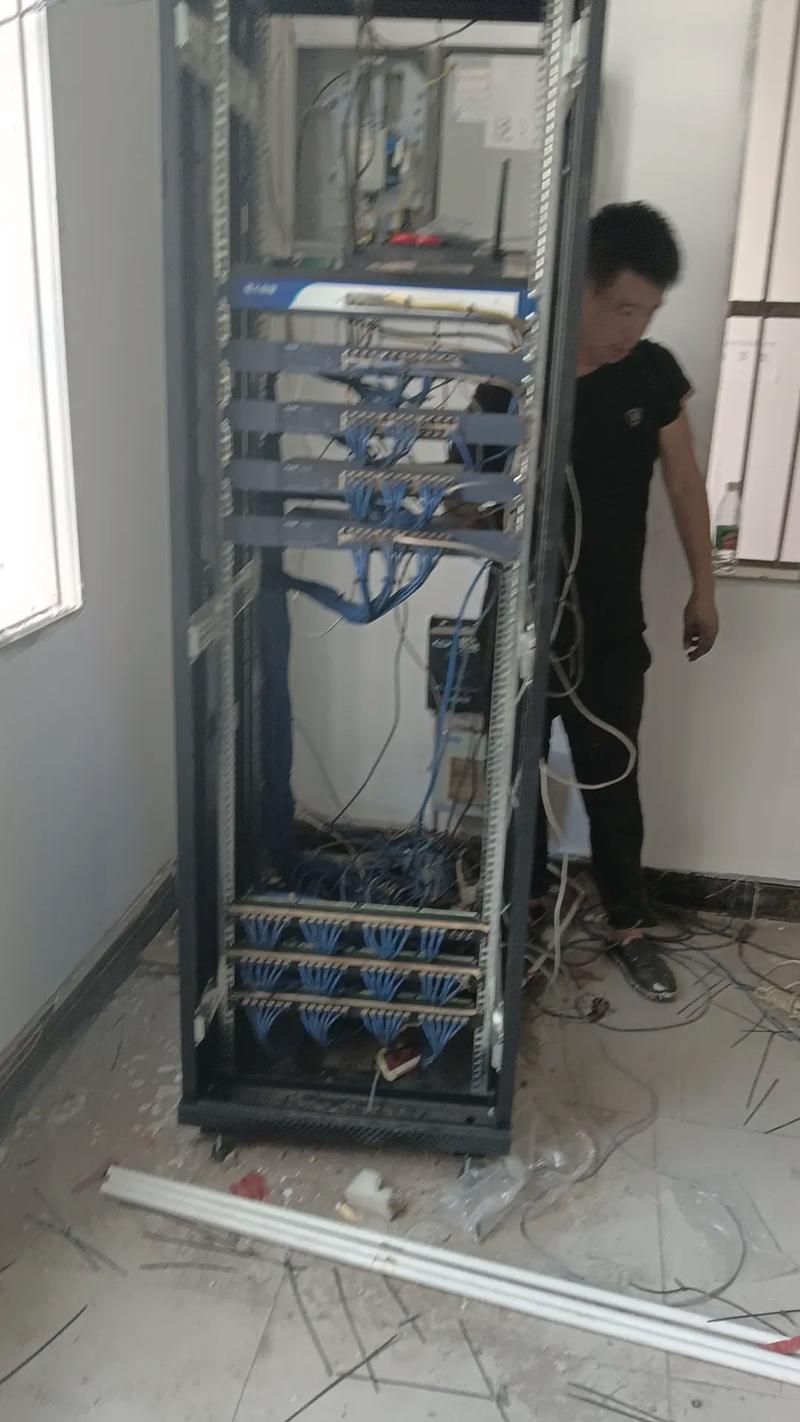機(jī)房施工完畢 安防監(jiān)控與智能化弱電工程的完美交付